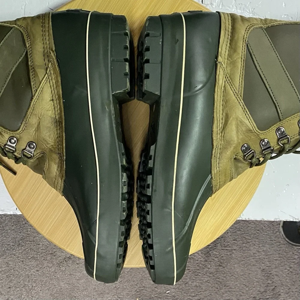Creative Recreation Women's Leather Duck Boots in Tan / Green Size 10 US Fauxfur